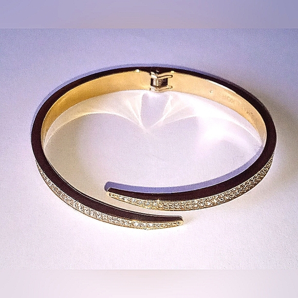 Michael Kors Gold Tone Kaycie Watch MK-3568A w/ CZ Paved Hinged Bangle Bracelet - Picture 4 of 6